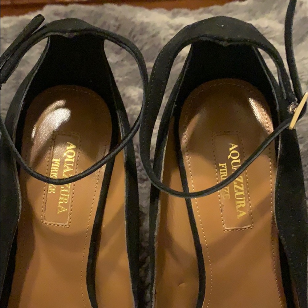 Shoes - Picture 2 of 5
